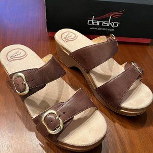 Dansko Sophie Soft Full Grain Sandals